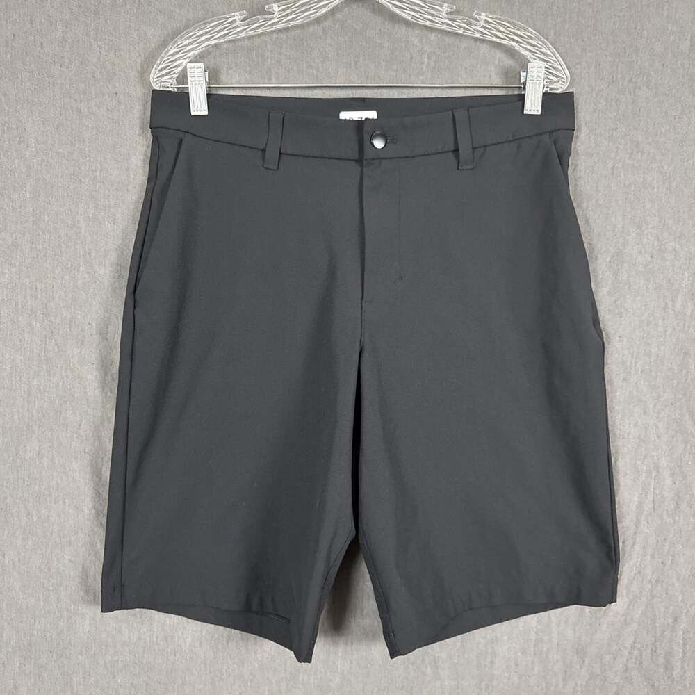 Lululemon Men’s Size 32 Black Commission 11" Inseam Shorts
